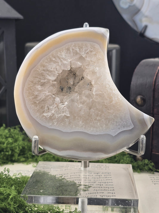 Druzy Agate Moon