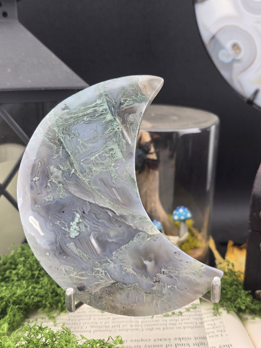 Dendritic Moss Agate Moon